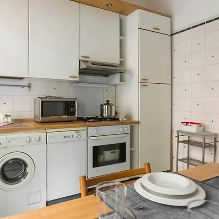 Alberti Apartment