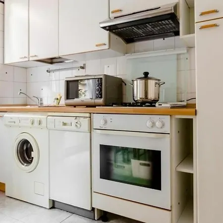 Alberti Apartment